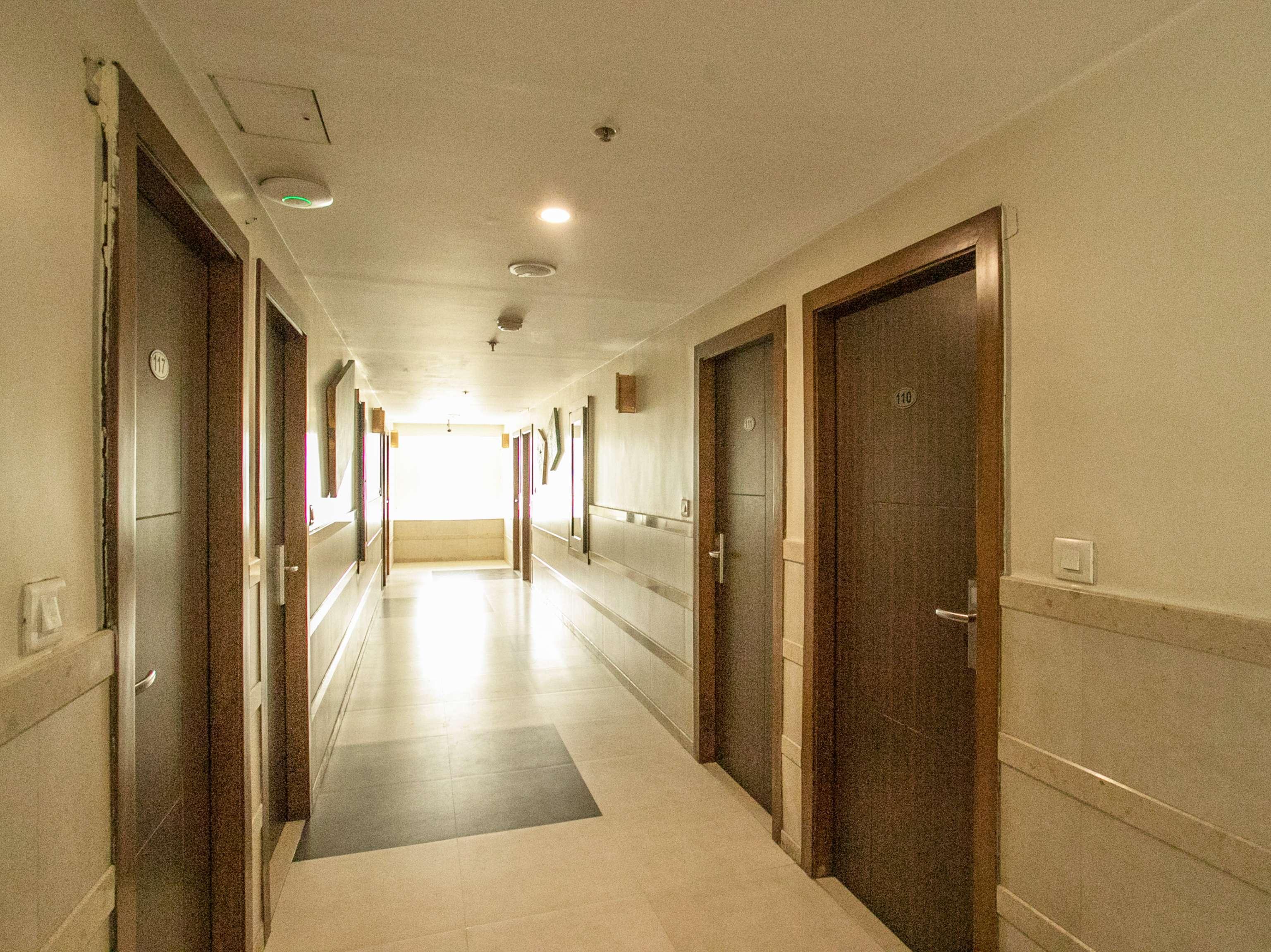 Capital O 14972 Hotel Ekaa Bangalore Buitenkant foto