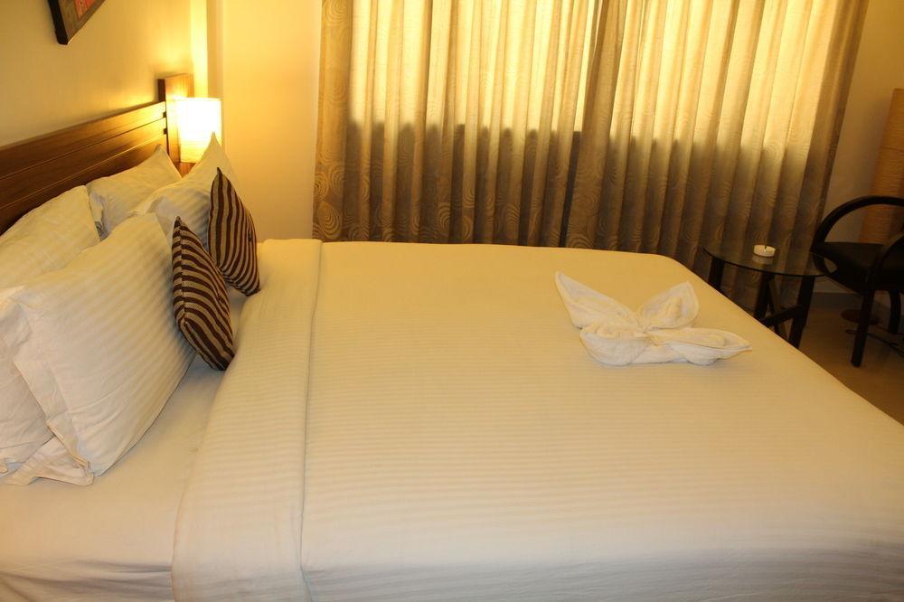 Capital O 14972 Hotel Ekaa Bangalore Buitenkant foto