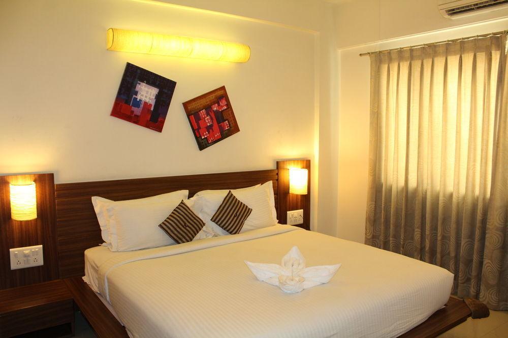 Capital O 14972 Hotel Ekaa Bangalore Buitenkant foto