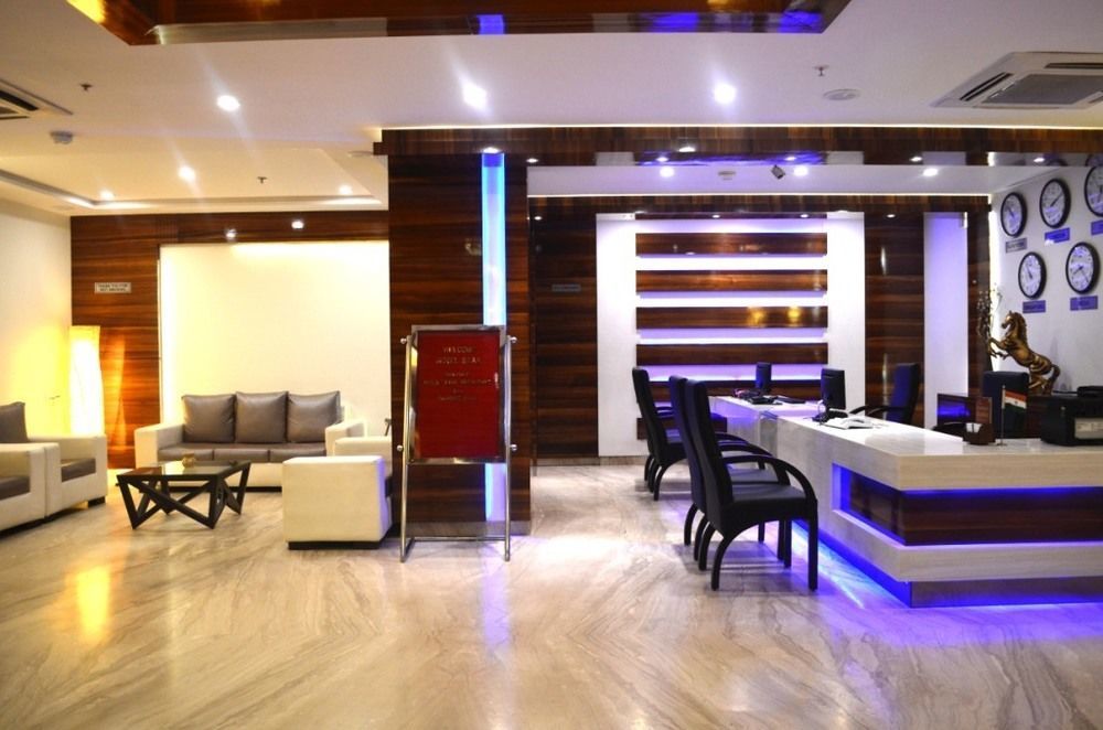 Capital O 14972 Hotel Ekaa Bangalore Buitenkant foto