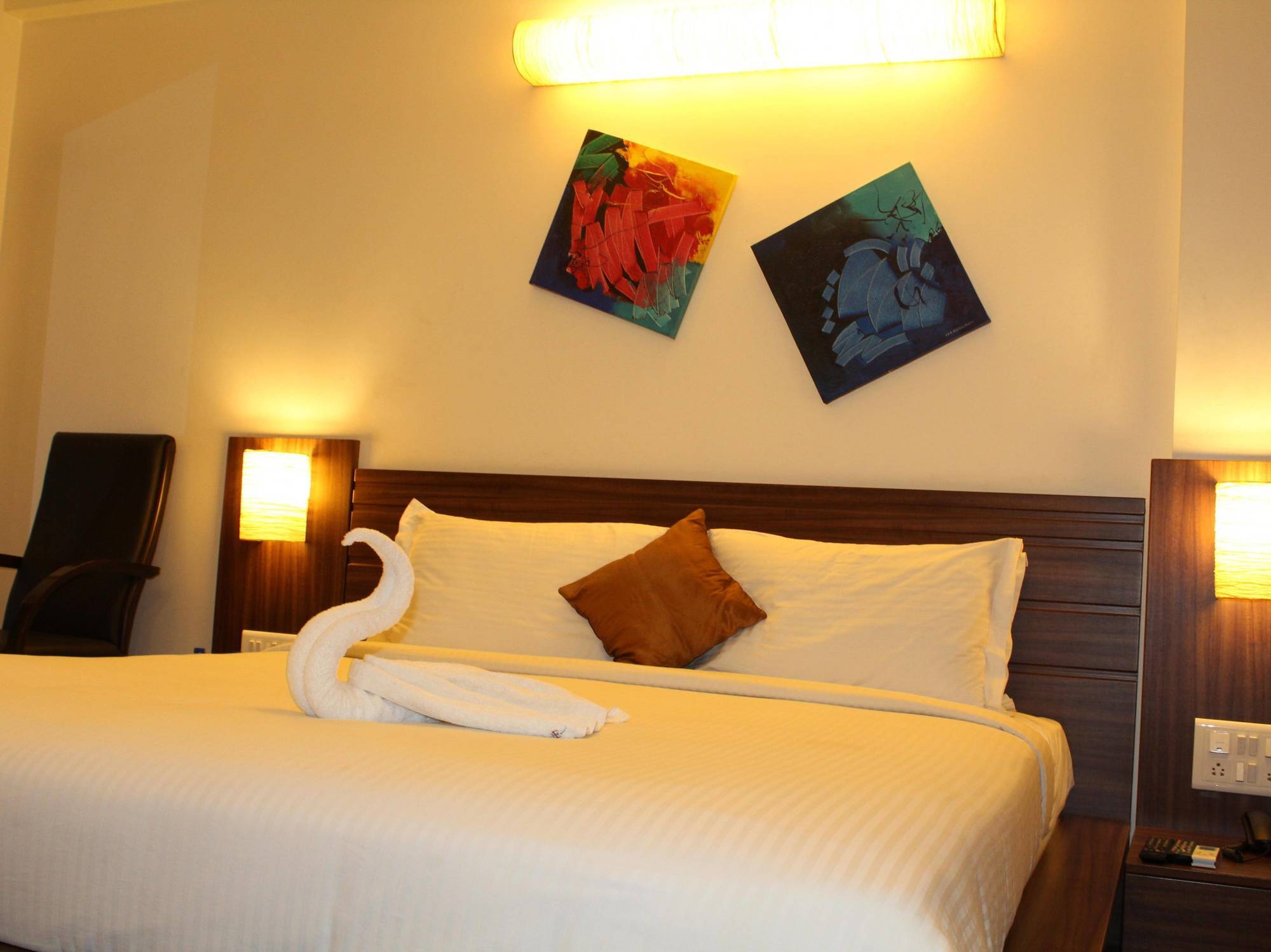 Capital O 14972 Hotel Ekaa Bangalore Buitenkant foto